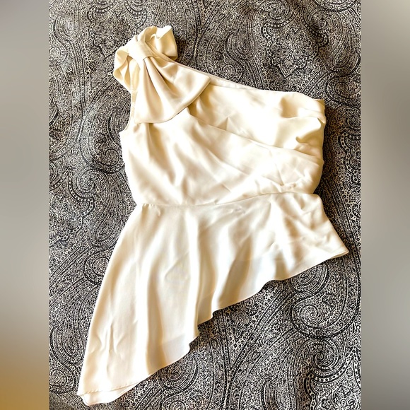 Amanda Uprichard  Bow One-Shoulder Top Size Smal - Picture 5 of 6